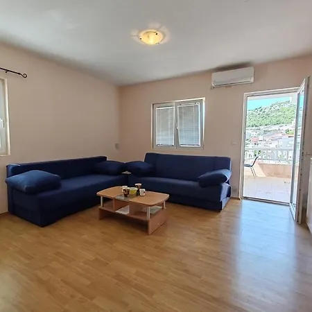 Nur Amare Guest house